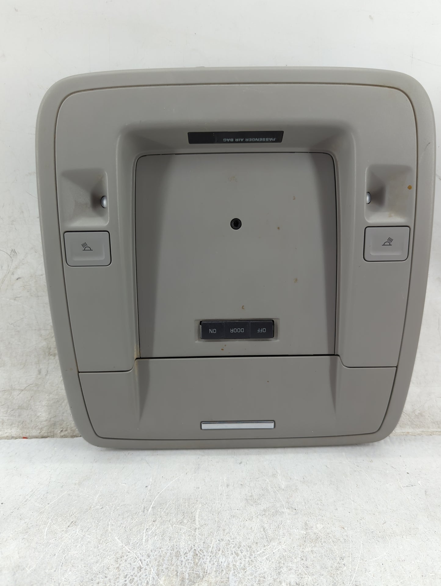 2015 Chevrolet Silverado 1500 Overhead Roof Console Gray - Oemusedautoparts1.com