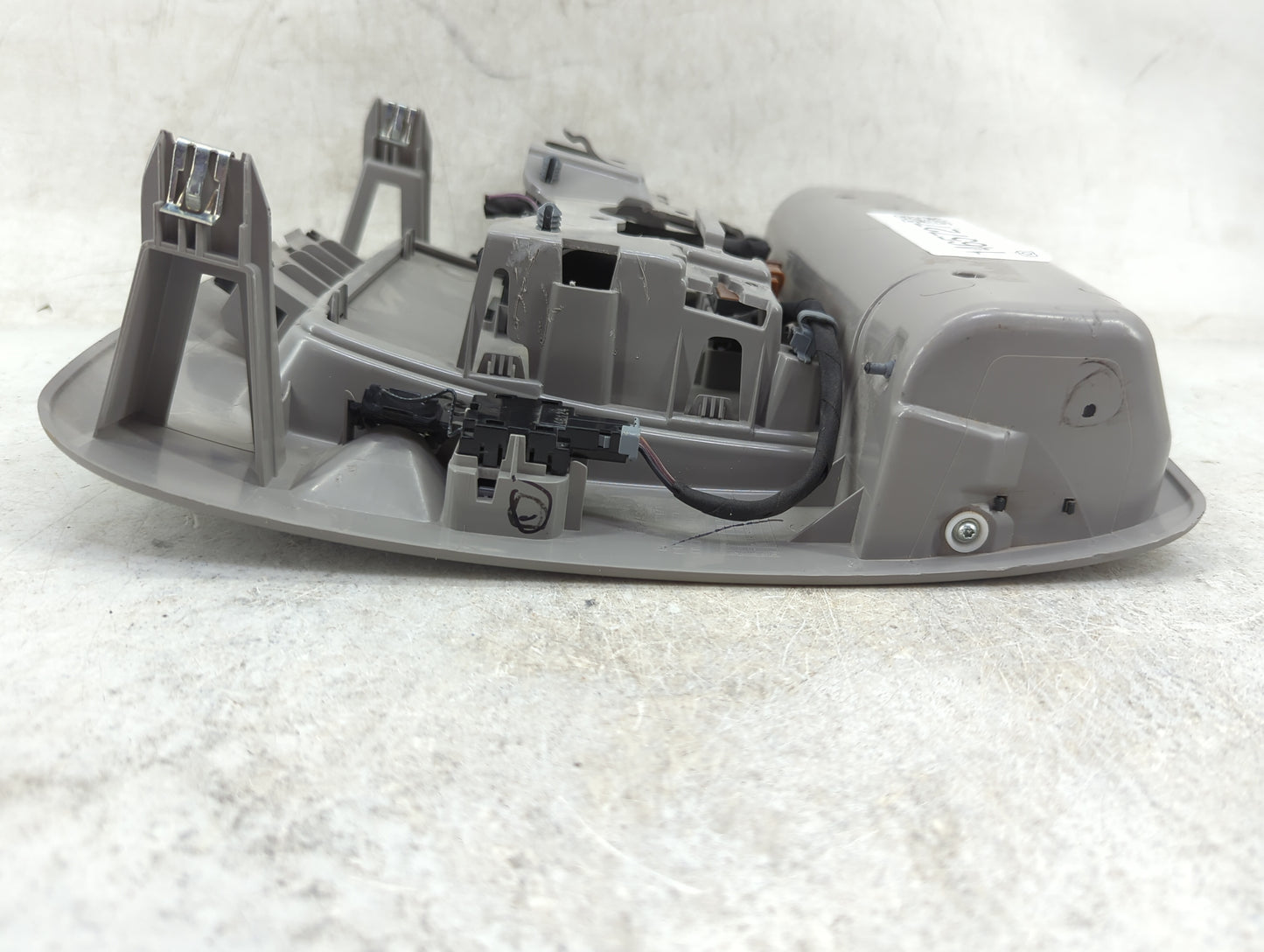 2015 Chevrolet Silverado 1500 Overhead Roof Console Gray - Oemusedautoparts1.com