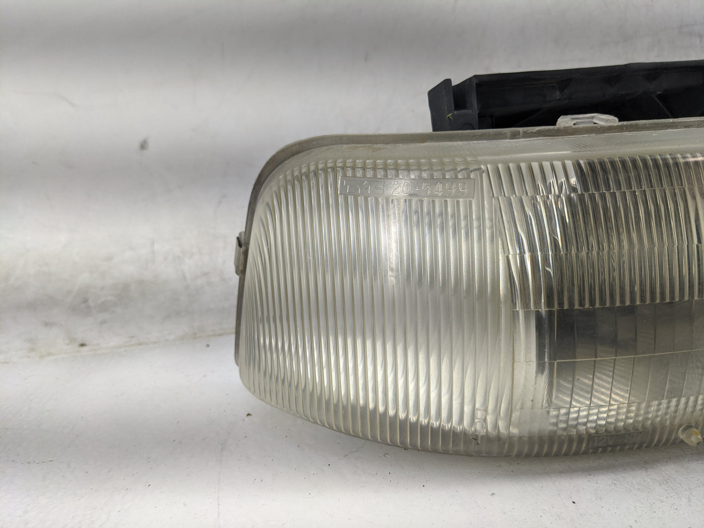2014 Silverado 1500 Passenger Right Oem Head Light Headlight Lamp - Oemusedautoparts1.com
