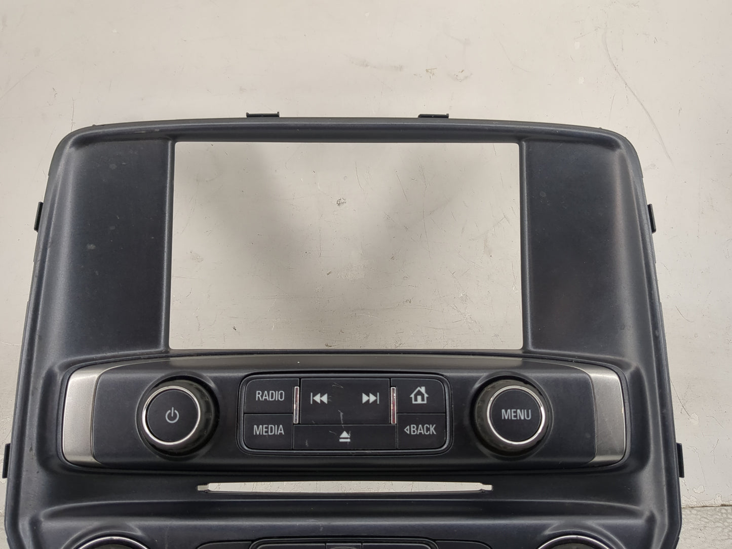 2014-2015 Chevrolet Silverado 1500 Radio AM FM Cd Player Receiver Replacement P/N:23486614 815372982 Fits Fits 2014 2015 OEM