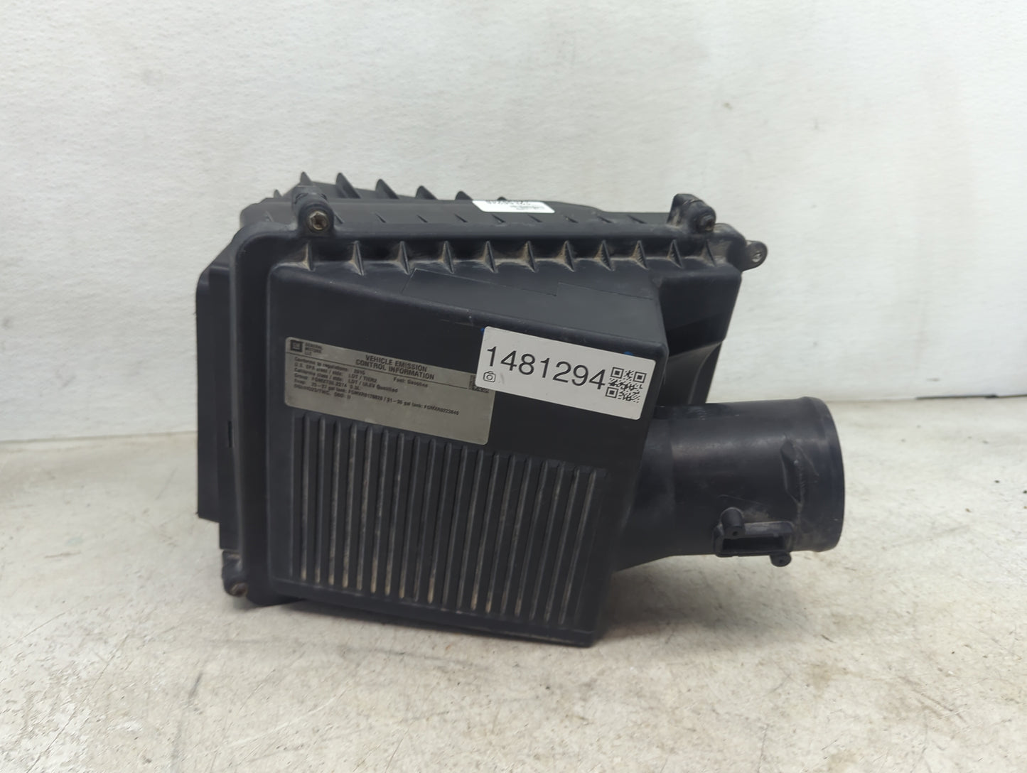 2014-2016 Chevrolet Silverado 1500 Air Cleaner Intake-duct Hose Tube - Oemusedautoparts1.com