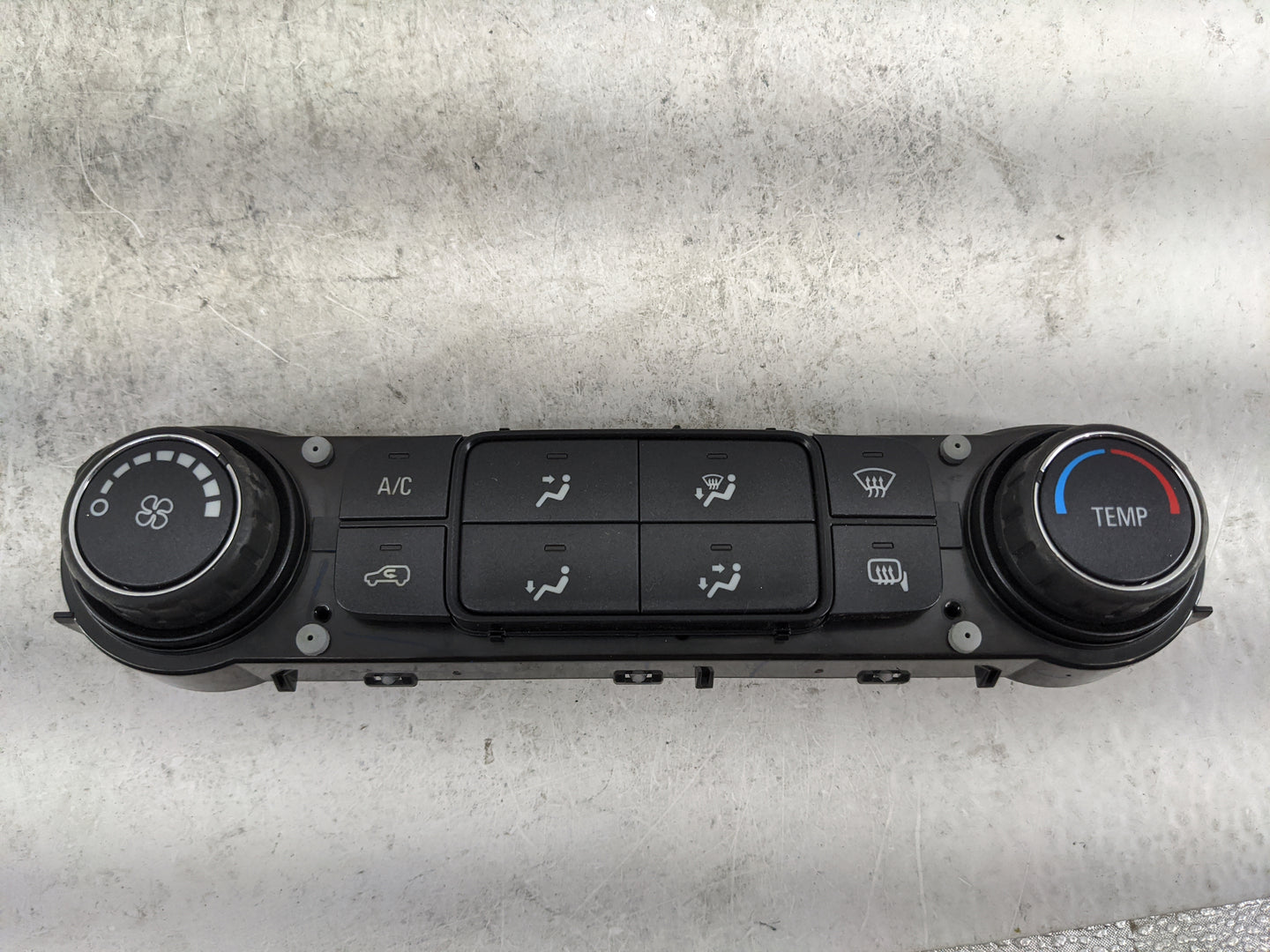 2014-2019 Chevrolet Silverado 1500 Climate Control Module Temperature AC/Heater Replacement P/N:23486621 815372982 Fits OEM 