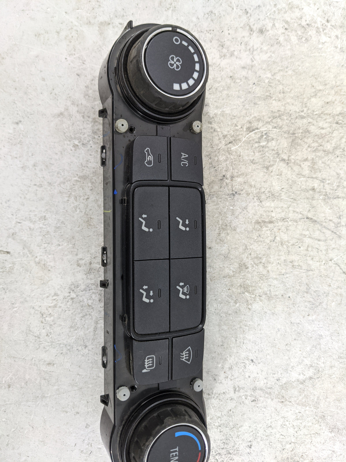 2015 Chevrolet Silverado 1500 Climate Control Module Temperature AC/Heater Replacement P/N:23486621 815372982, 5151070000226