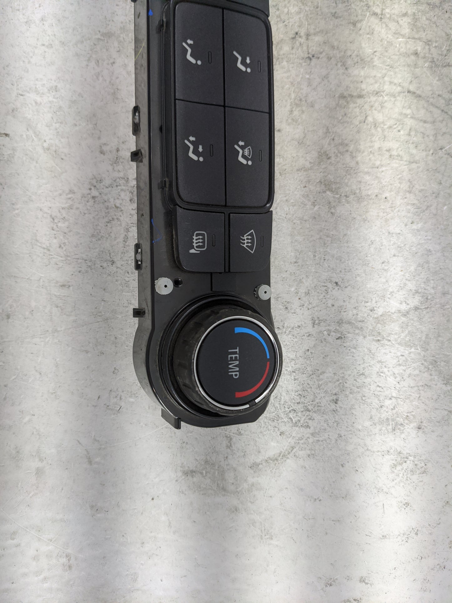2015 Chevrolet Silverado 1500 Climate Control Module Temperature AC/Heater Replacement P/N:23486621 815372982, 5151070000226