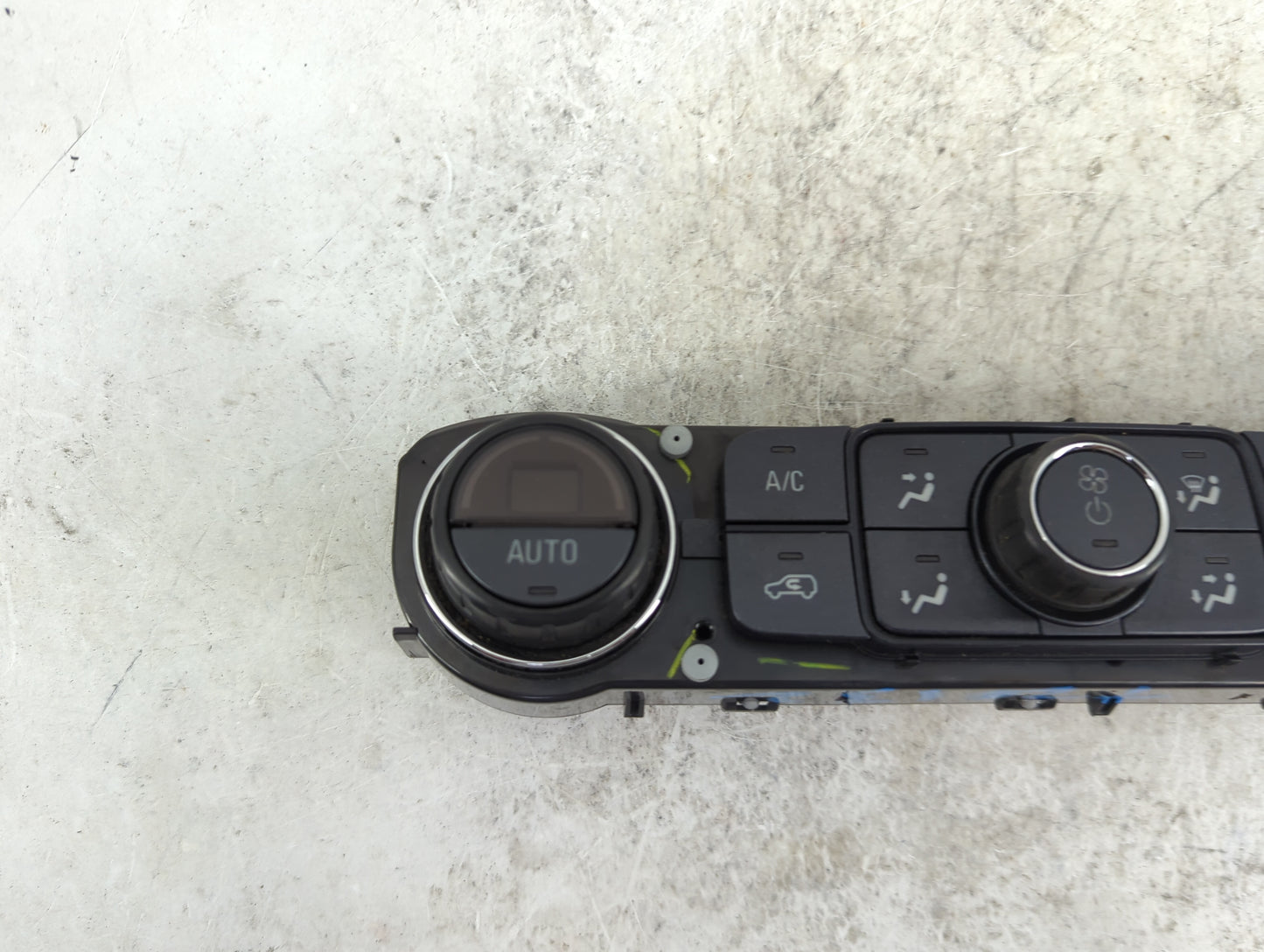 2015 Chevrolet Silverado 1500 Climate Control Module Temperature AC/Heater Replacement P/N:23486614 815372982 Fits OEM Used 