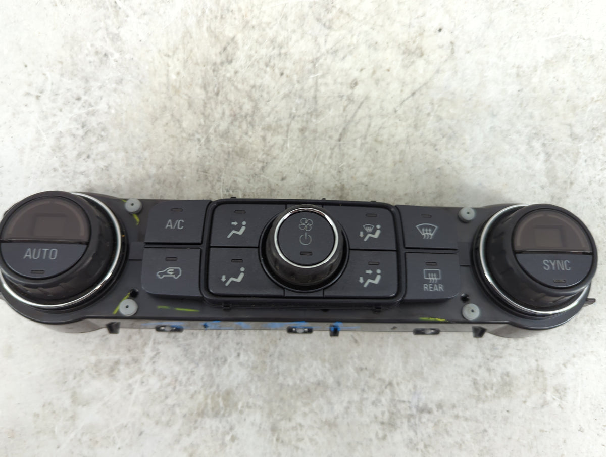 2014-2016 Chevrolet Silverado 1500 Climate Control Module Temperature AC/Heater Replacement P/N:23486614 815372982 Fits OEM 