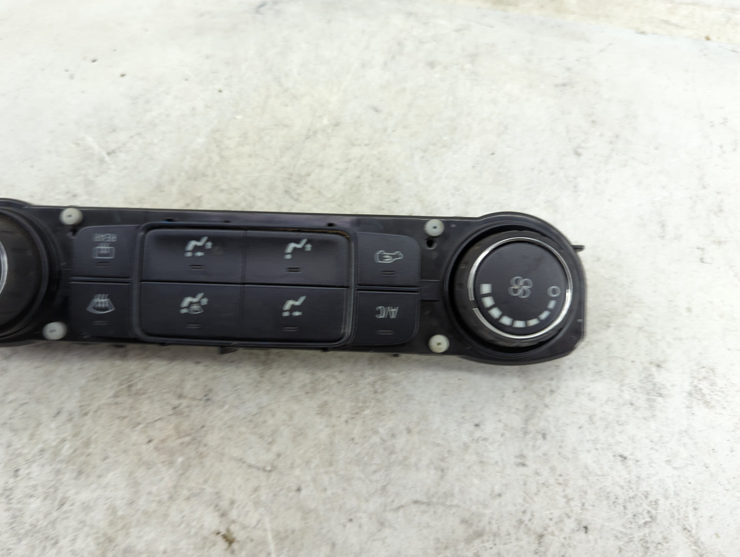 2014-2019 Chevrolet Silverado 1500 Climate Control Module Temperature AC/Heater Replacement P/N:23486615 815372982 Fits OEM 