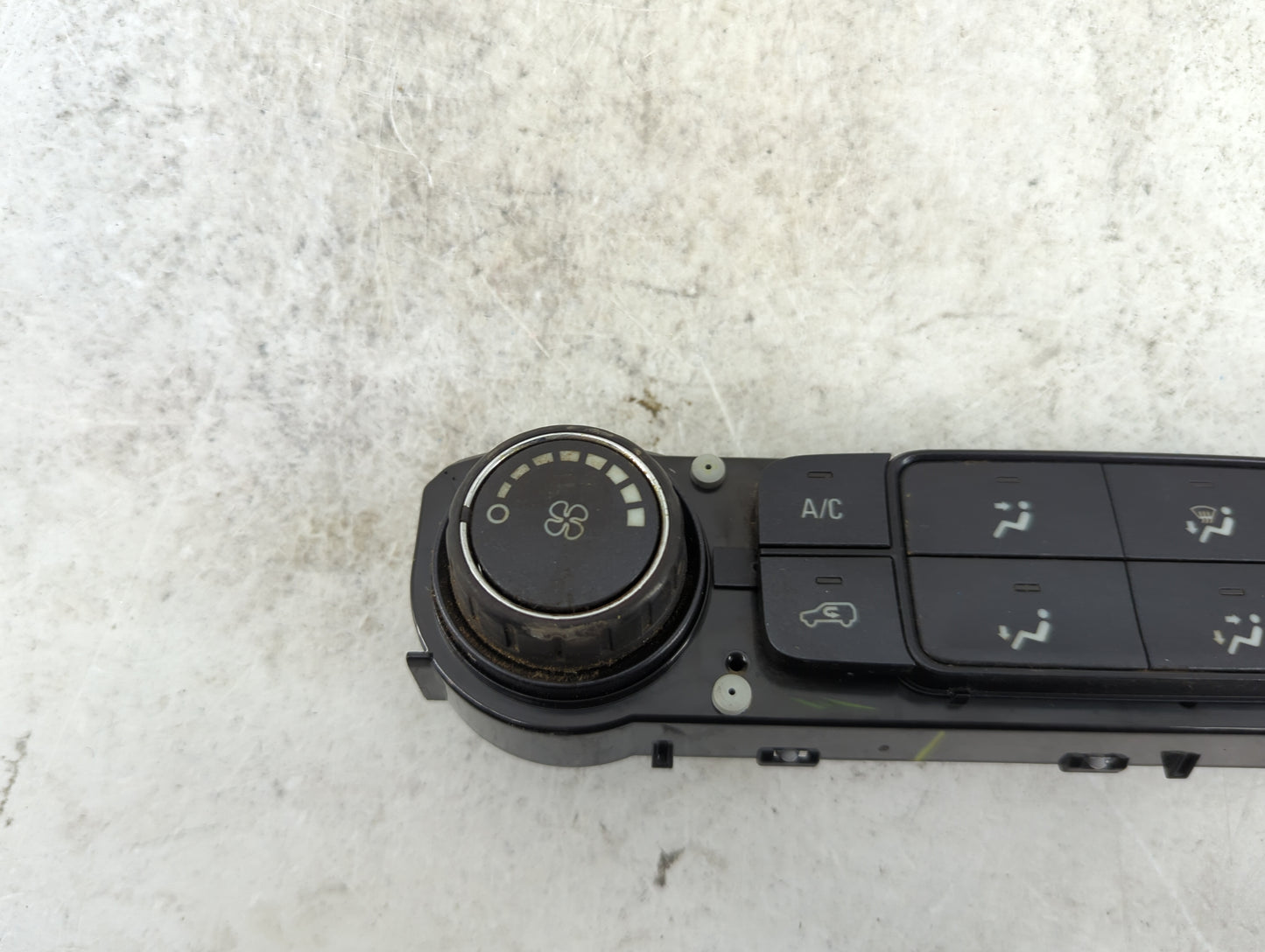 2014-2019 Chevrolet Silverado 1500 Climate Control Module Temperature AC/Heater Replacement P/N:23486621 815372982 Fits OEM 