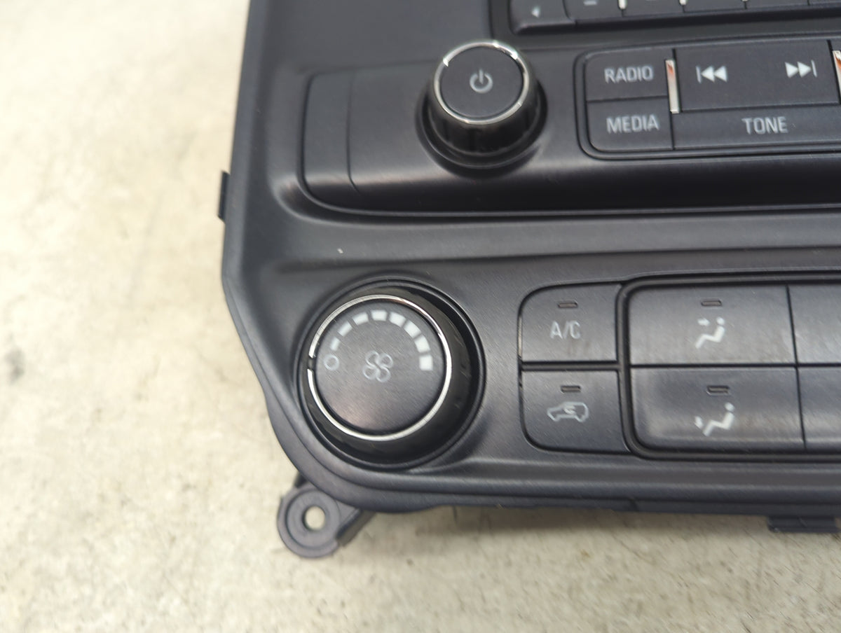 2015 Chevrolet Silverado 1500 Information Radio Display Screen 1488515 - Oemusedautoparts1.com