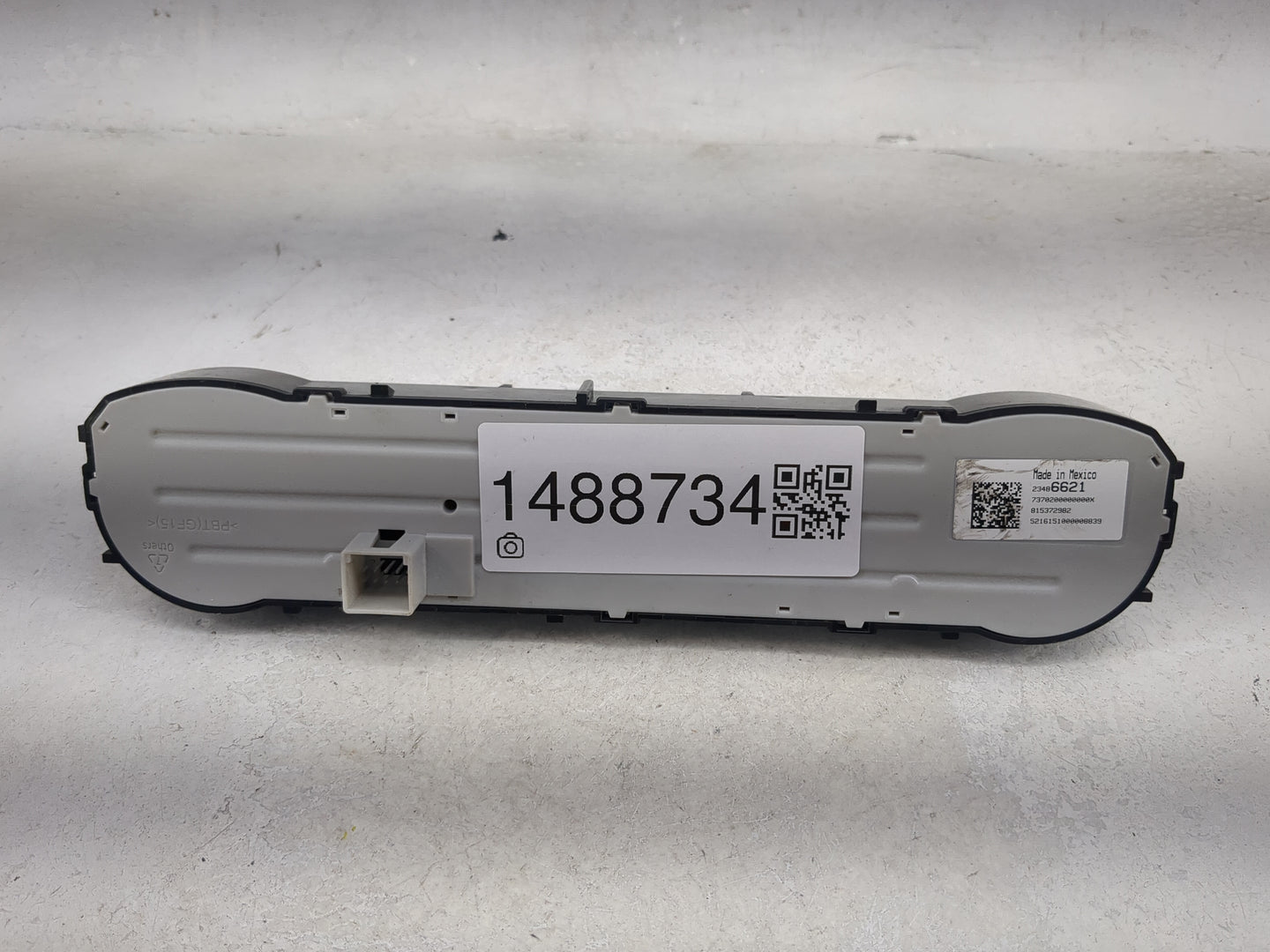 2014-2019 Chevrolet Silverado 1500 Climate Control Module Temperature AC/Heater Replacement P/N:23486621 7370200000000X Fits