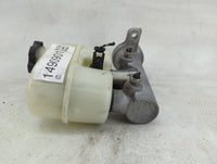 2014-2019 Chevrolet Silverado 1500 Brake Master Cylinder 1490901 - Oemusedautoparts1.com