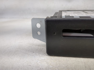 2015 Chevrolet Silverado 1500 Radio AM FM Cd Player Receiver Replacement P/N:13594481 Fits OEM Used Auto Parts