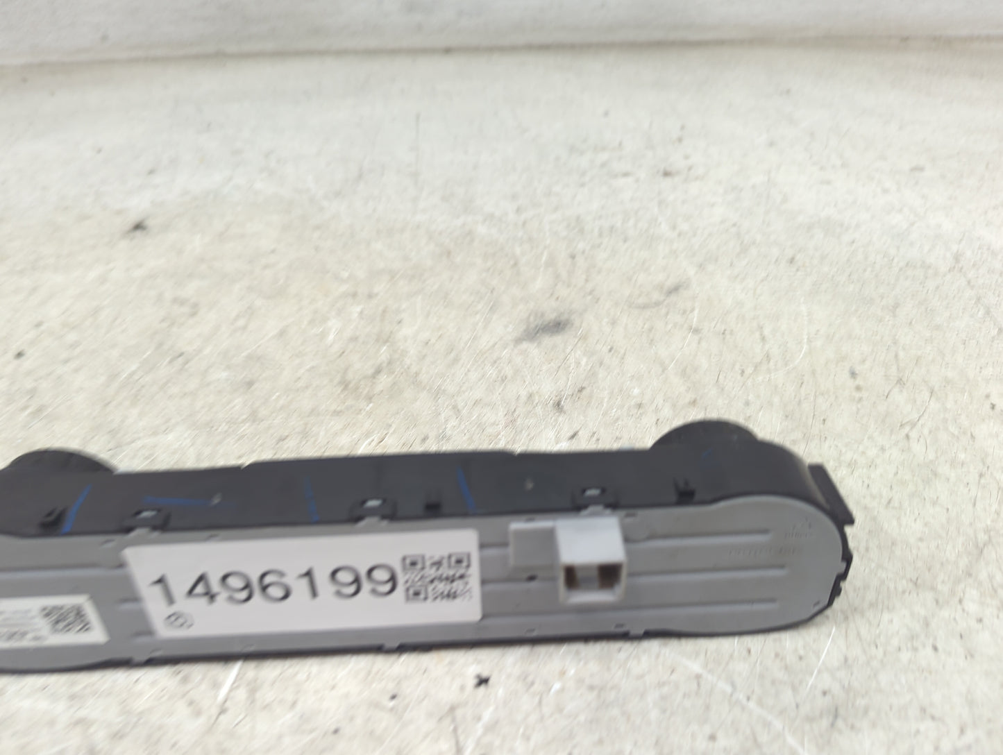 2014-2018 Chevrolet Silverado 1500 Climate Control Module Temperature AC/Heater Replacement P/N:23468621 737020000000X Fits 