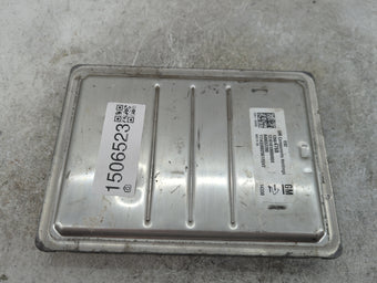 compare product 2014-2016 Chevrolet Silverado 1500 PCM Engine Control Computer ECU ECM PCU OEM P/N:12664768 12656993 Fits 2014 2015 2016 OEM Used Auto Parts