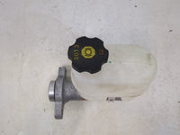 2014-2019 Chevrolet Silverado 1500 Brake Master Cylinder 1513069 - Oemusedautoparts1.com
