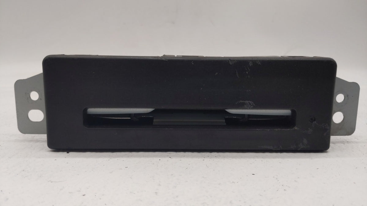 2015-2019 Chevrolet Silverado 1500 Am Fm Cd Player Radio Receiver 177542 - Oemusedautoparts1.com