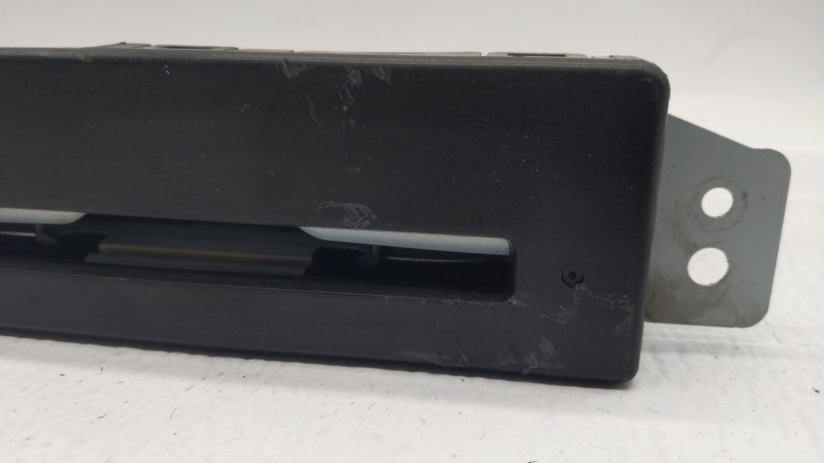 2015-2019 Chevrolet Silverado 1500 Am Fm Cd Player Radio Receiver 177542 - Oemusedautoparts1.com
