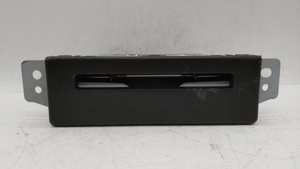 2015-2019 Chevrolet Silverado 1500 Am Fm Cd Player Radio Receiver 219844 - Oemusedautoparts1.com