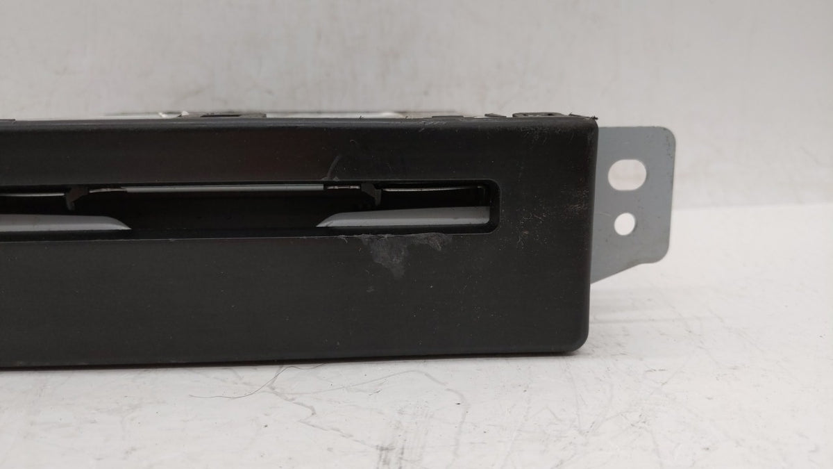 2015-2019 Chevrolet Silverado 1500 Am Fm Cd Player Radio Receiver 219844 - Oemusedautoparts1.com