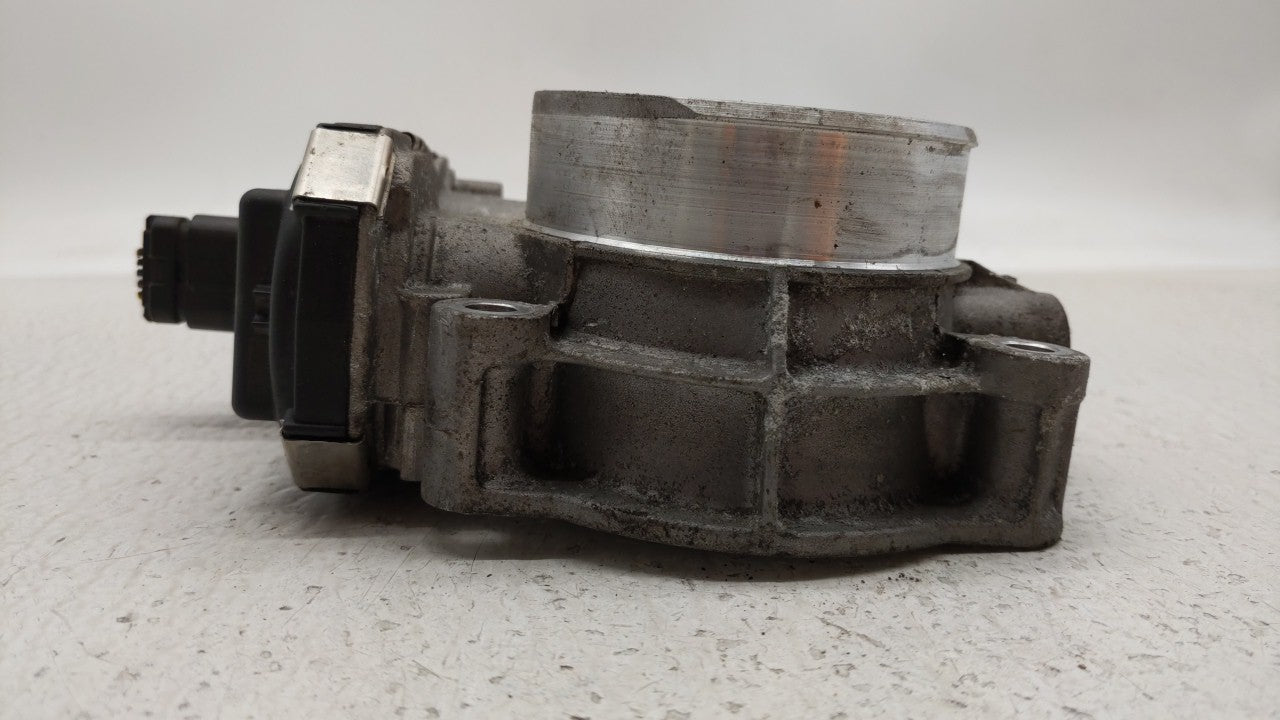 2014-2015 Chevrolet Silverado 1500 Throttle Body P/N:12632171BA Fits Fits 2014 2015 OEM Used Auto Parts - Oemusedautoparts1.