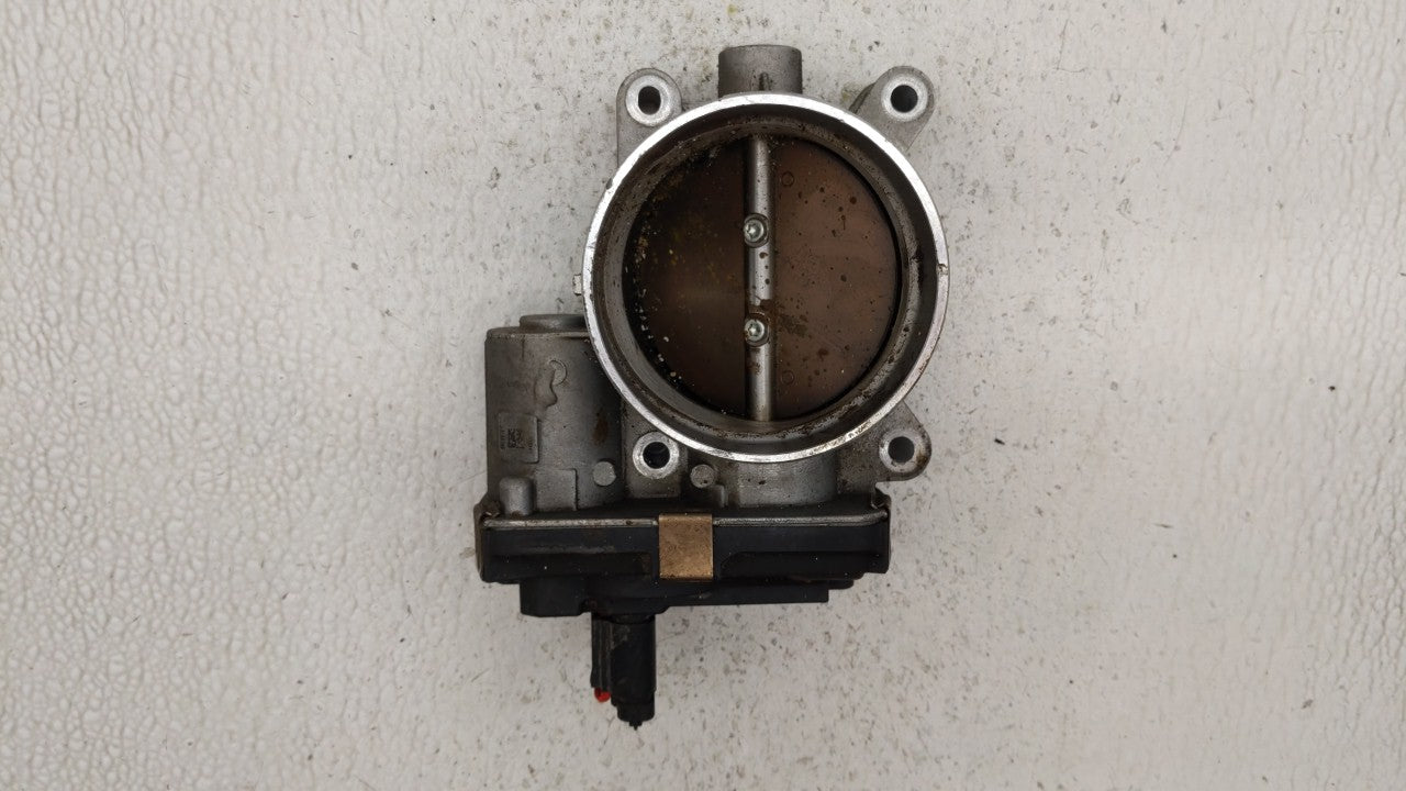2014-2019 Chevrolet Silverado 1500 Throttle Body P/N:12678224 12617792 Fits Fits 2014 2015 2016 2017 2018 2019 OEM Used Auto