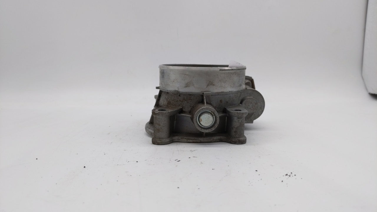 2014-2019 Chevrolet Silverado 1500 Throttle Body P/N:12678224 12617792 Fits Fits 2014 2015 2016 2017 2018 2019 OEM Used Auto