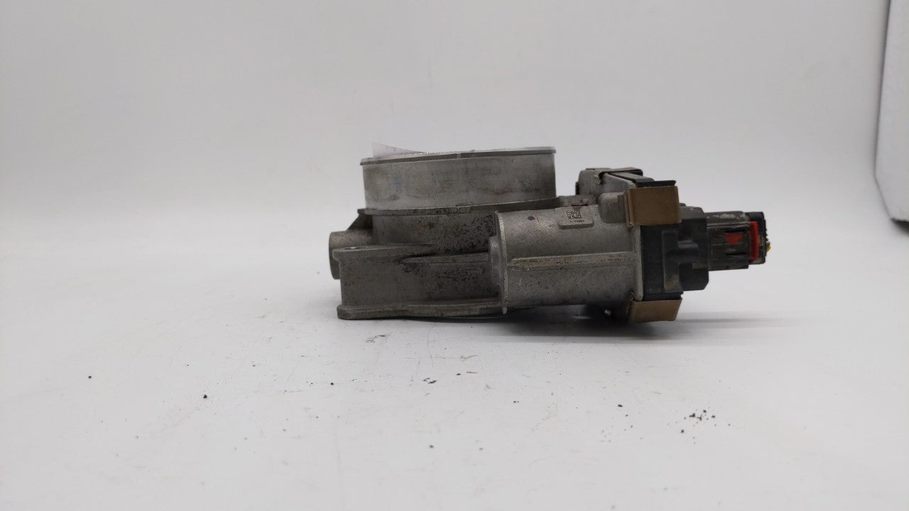 2014-2019 Chevrolet Silverado 1500 Throttle Body P/N:12678224 12617792 Fits Fits 2014 2015 2016 2017 2018 2019 OEM Used Auto