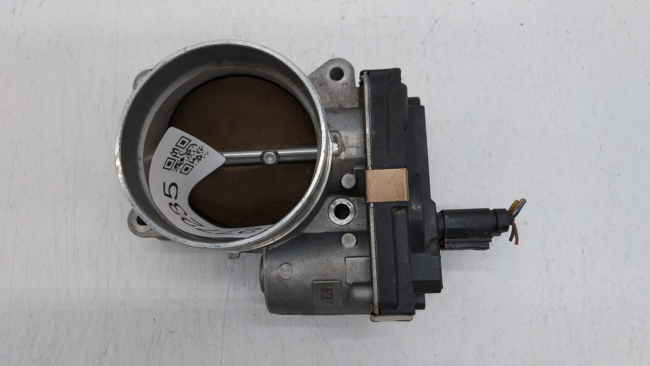 2014-2019 Chevrolet Silverado 1500 Throttle Body P/N:12678224 12617792 Fits Fits 2014 2015 2016 2017 2018 2019 OEM Used Auto