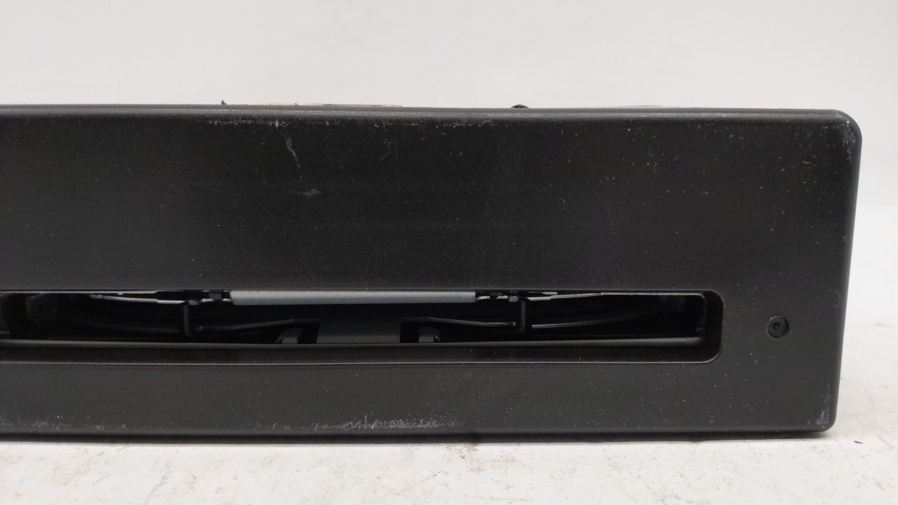 2015-2019 Chevrolet Silverado 1500 Radio AM FM Cd Player Receiver Replacement P/N:13594481 84016435 Fits OEM Used Auto Parts