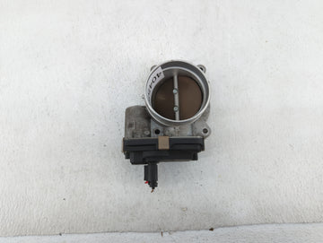 2014-2019 Chevrolet Silverado 1500 Throttle Body P/N:12617792 12678224 Fits Fits 2014 2015 2016 2017 2018 2019 OEM Used Auto
