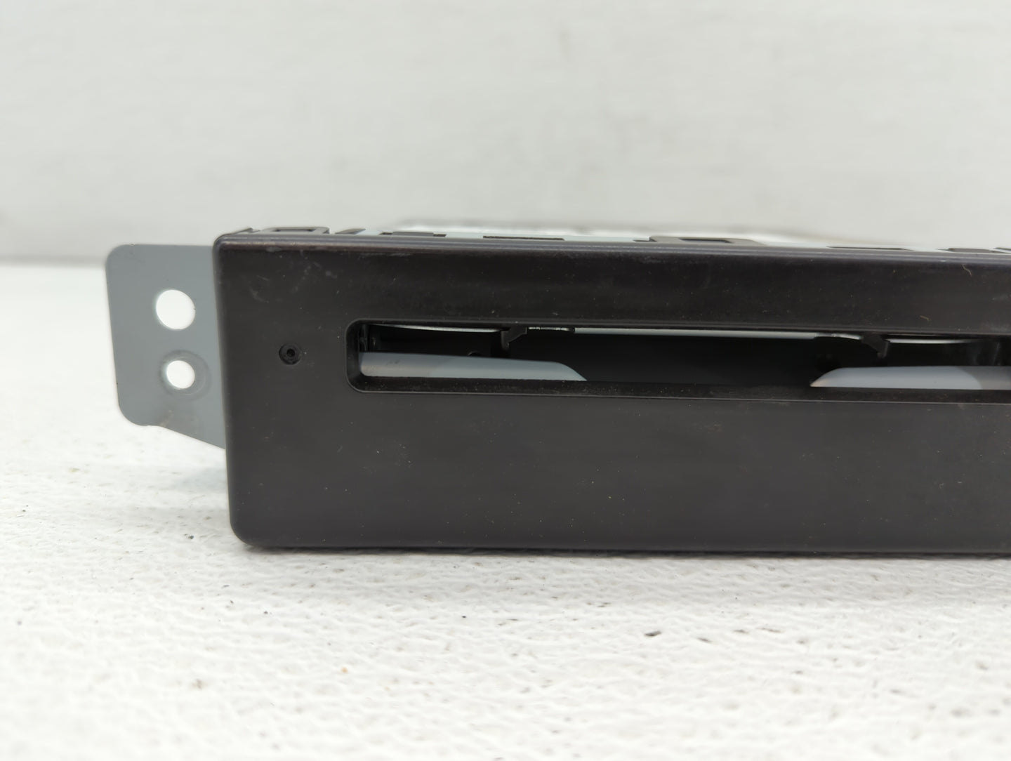 2015-2019 Chevrolet Silverado 1500 Am Fm Cd Player Radio Receiver - Oemusedautoparts1.com