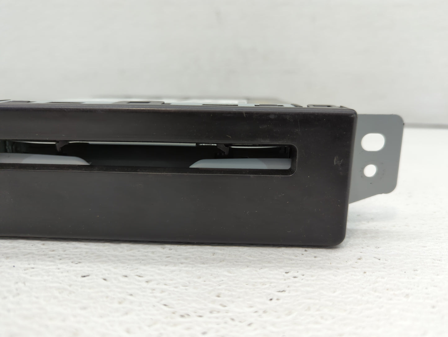 2015-2019 Chevrolet Silverado 1500 Am Fm Cd Player Radio Receiver - Oemusedautoparts1.com