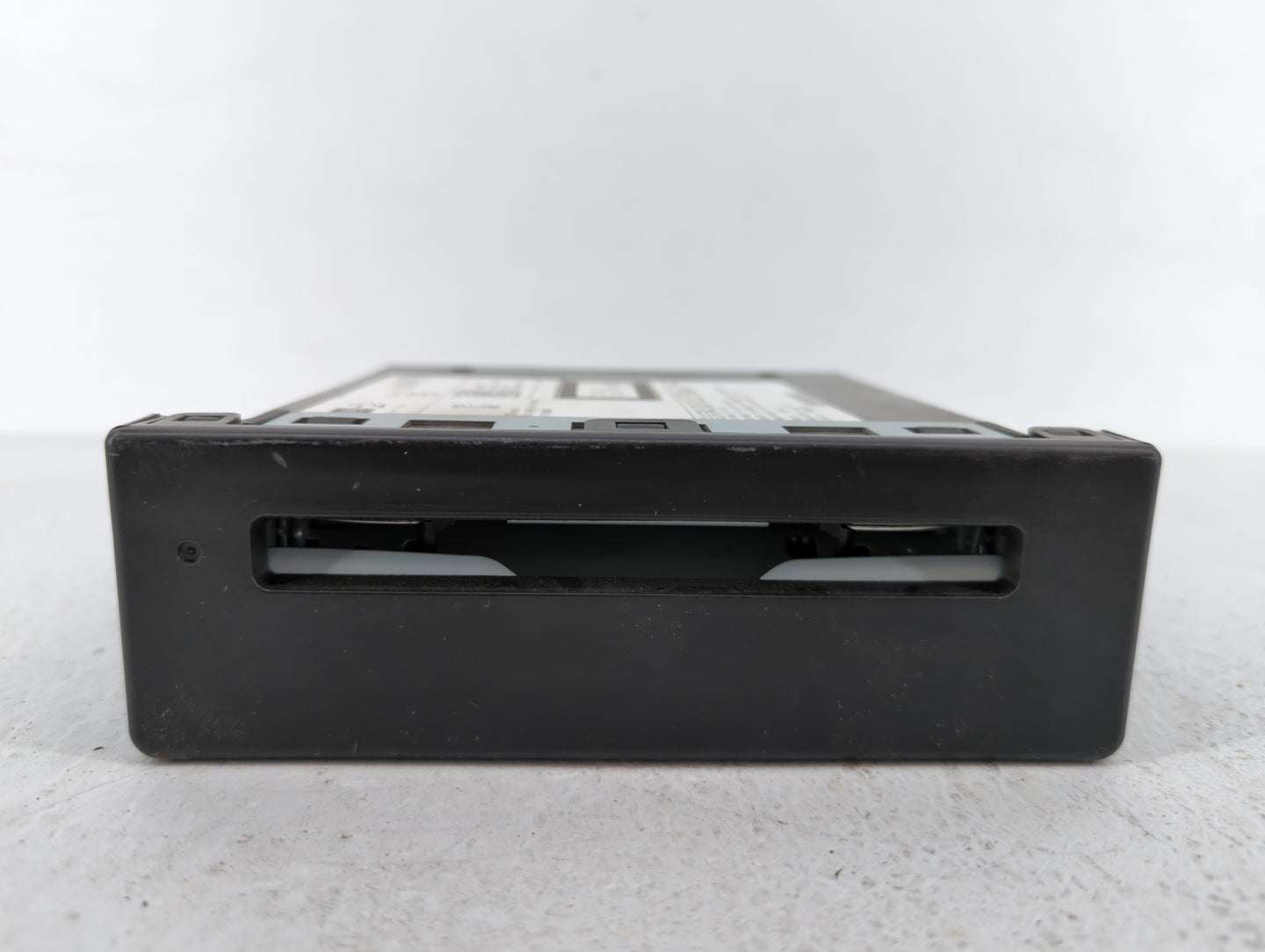 2015-2019 Chevrolet Silverado 1500 Am Fm Cd Player Radio Receiver - Oemusedautoparts1.com