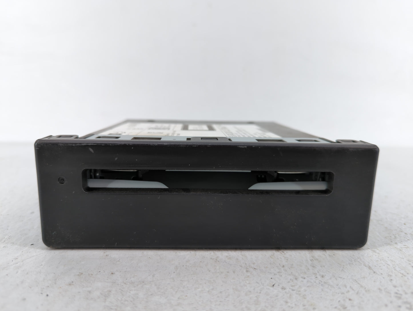 2015-2019 Chevrolet Silverado 1500 Am Fm Cd Player Radio Receiver - Oemusedautoparts1.com