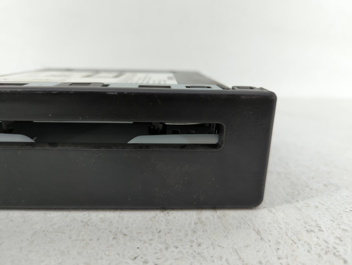 2015-2019 Chevrolet Silverado 1500 Am Fm Cd Player Radio Receiver - Oemusedautoparts1.com