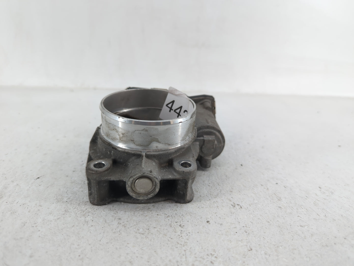 2014-2015 Chevrolet Silverado 1500 Throttle Body P/N:RME72-2B 12632171BA Fits Fits 2014 2015 OEM Used Auto Parts - Oemusedau