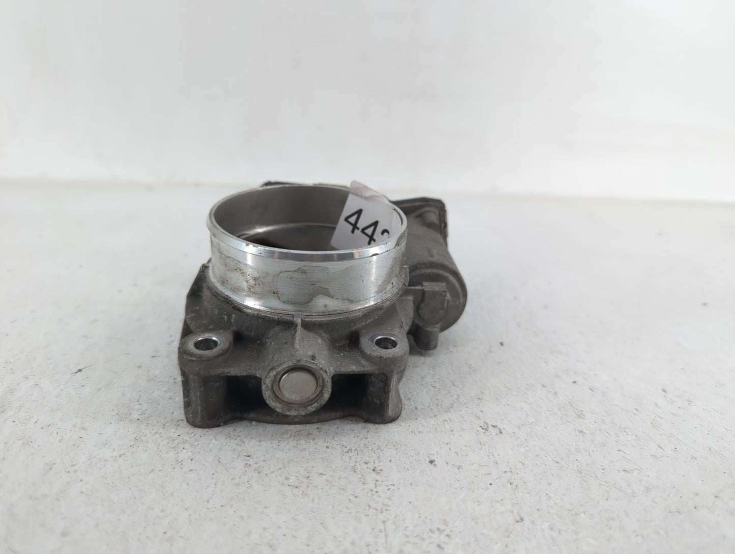 2014-2015 Chevrolet Silverado 1500 Throttle Body P/N:RME72-2B 12632171BA Fits Fits 2014 2015 OEM Used Auto Parts - Oemusedau