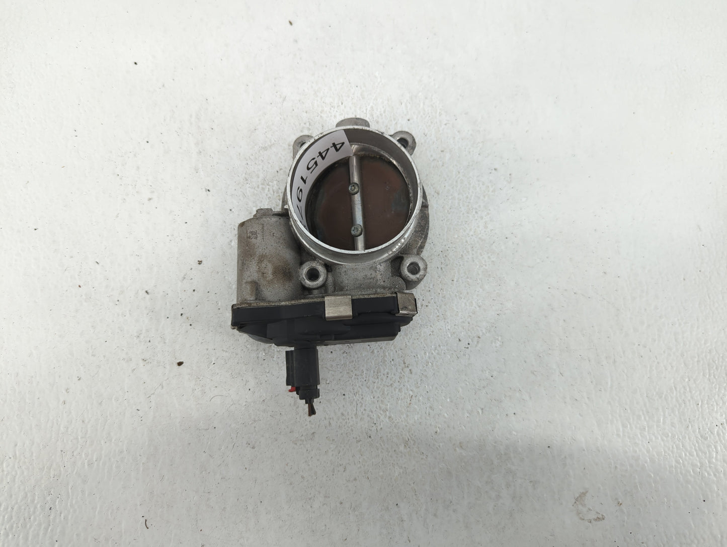 2014-2015 Chevrolet Silverado 1500 Throttle Body P/N:RME72-2B 12632171BA Fits Fits 2014 2015 OEM Used Auto Parts - Oemusedau