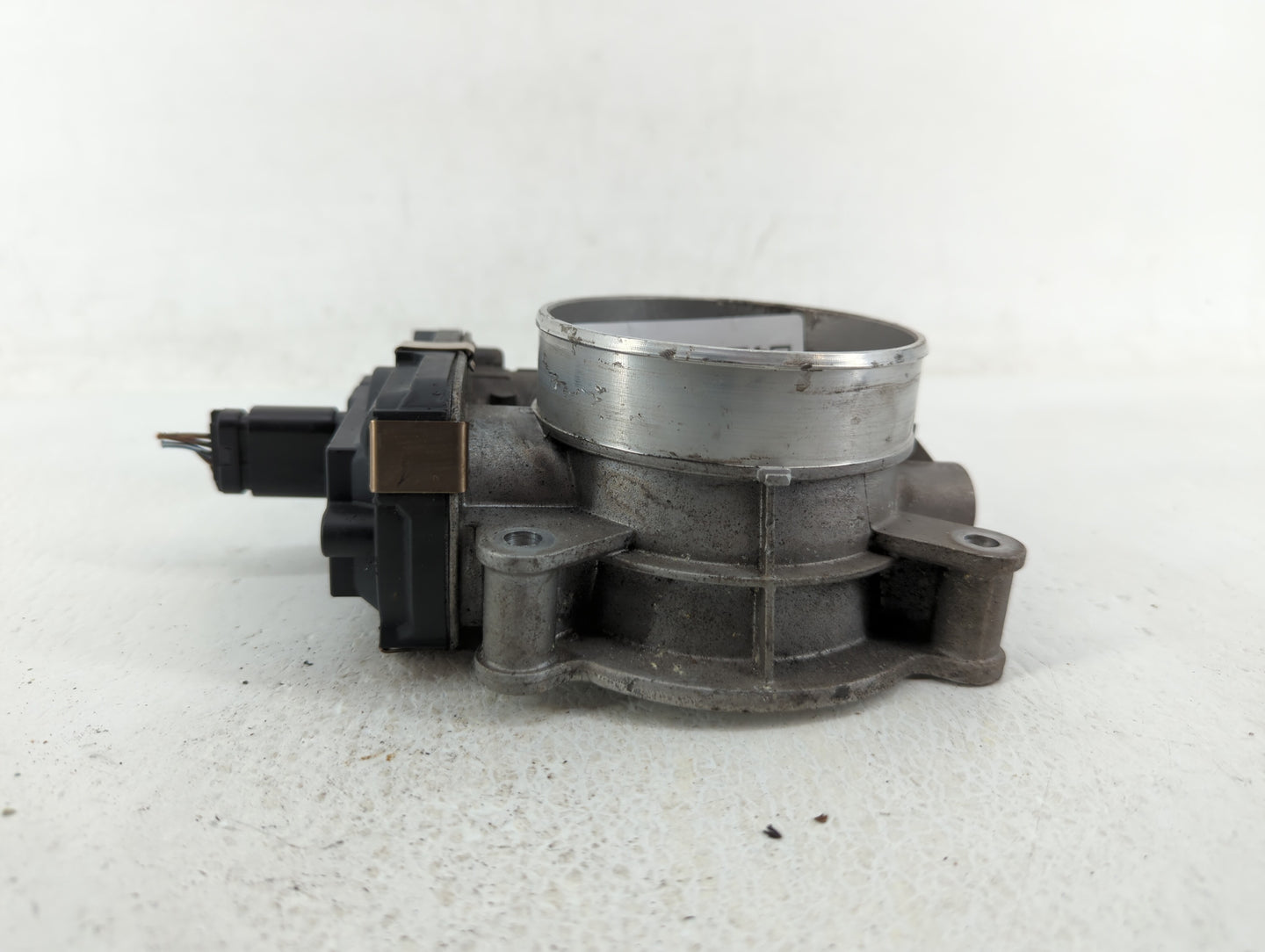 2014-2022 Chevrolet Silverado 1500 Throttle Body P/N:12617792 12678224 Fits Fits 2014 2015 2016 2017 2018 2019 2020 2021 202