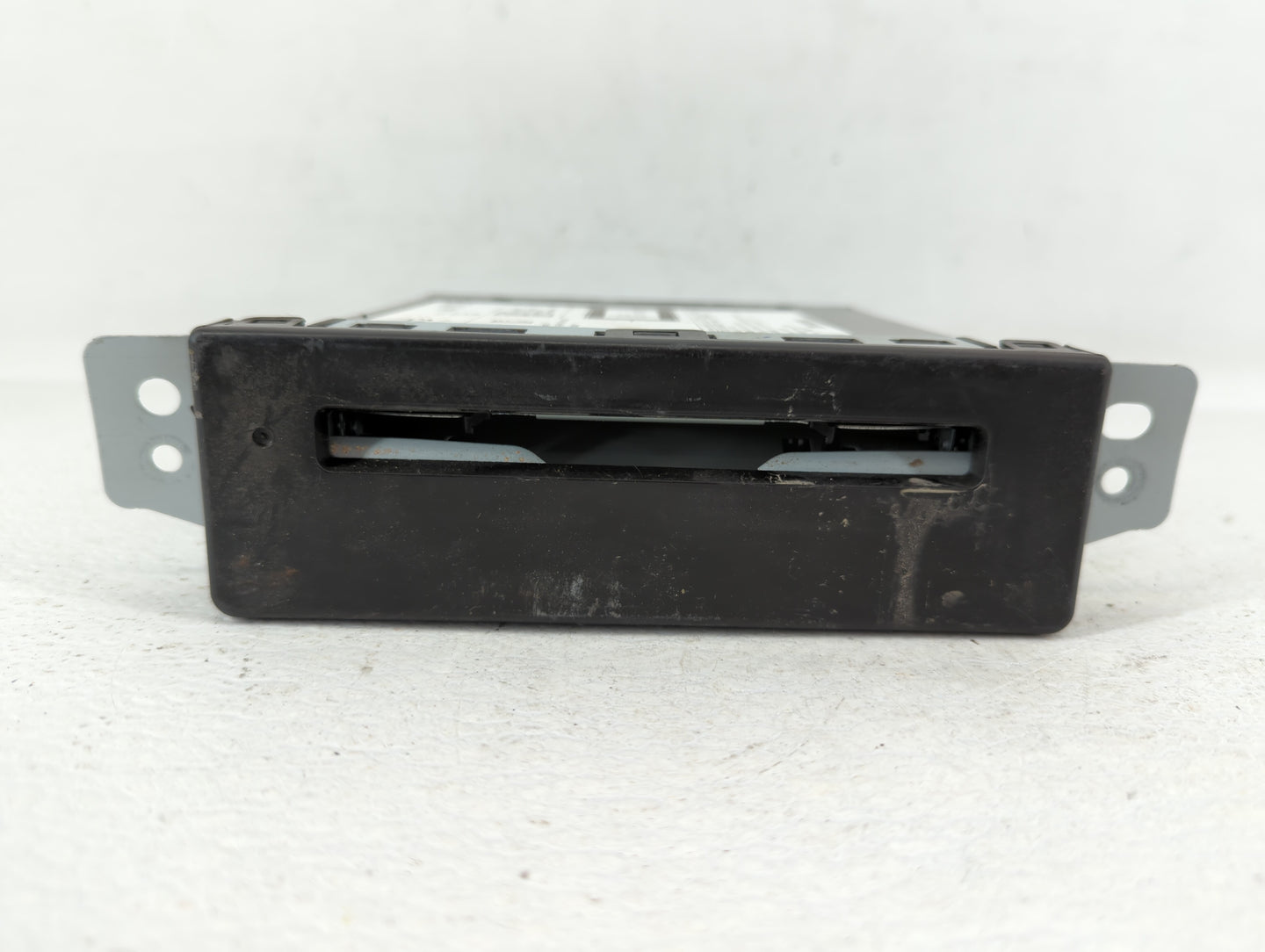 2015-2019 Chevrolet Silverado 1500 Am Fm Cd Player Radio Receiver - Oemusedautoparts1.com