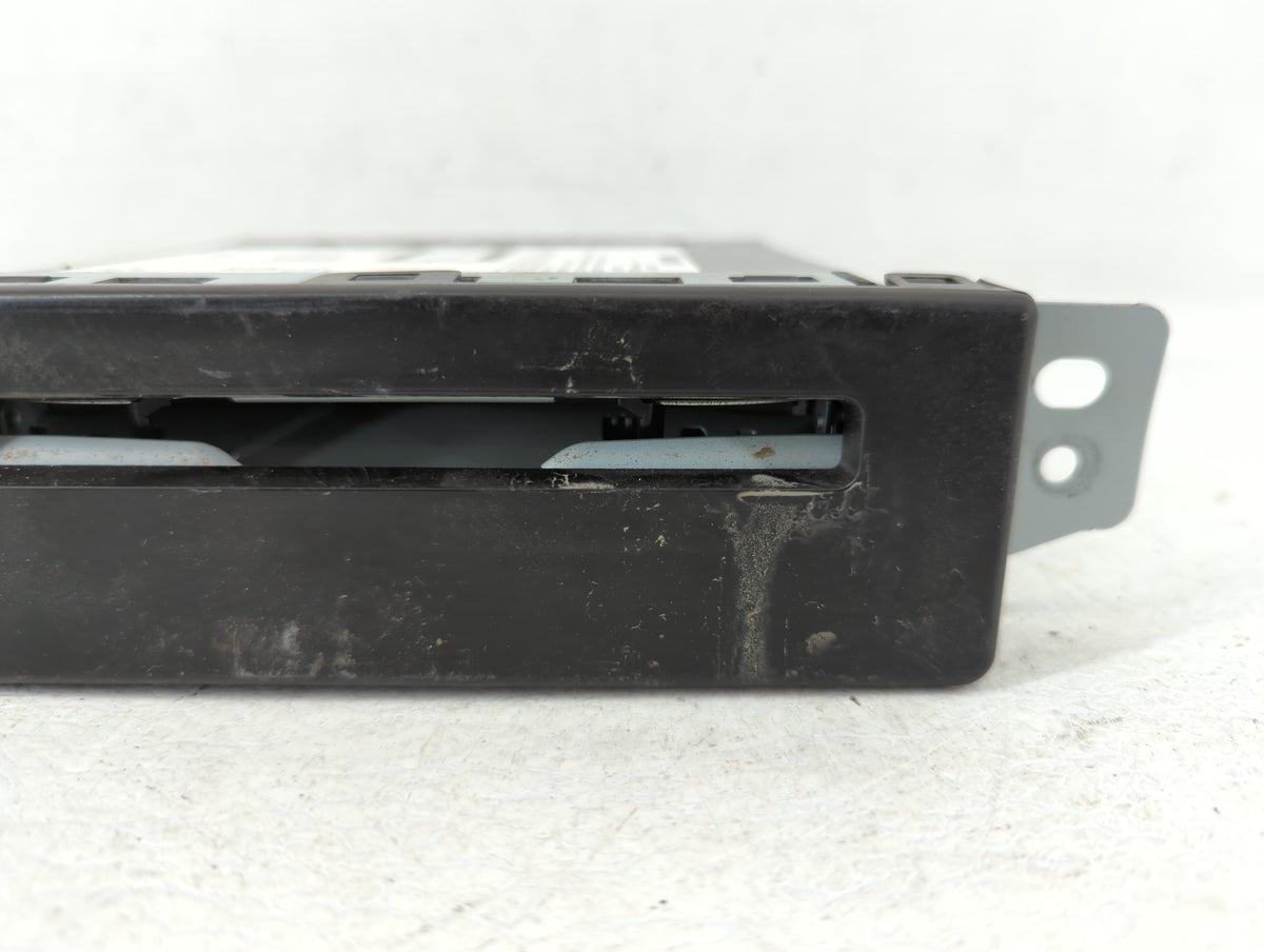 2015-2019 Chevrolet Silverado 1500 Am Fm Cd Player Radio Receiver 515522 - Oemusedautoparts1.com