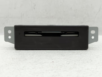 2015-2015 Chevrolet Silverado 1500 Am Fm Cd Player Radio Receiver 522444 - Oemusedautoparts1.com