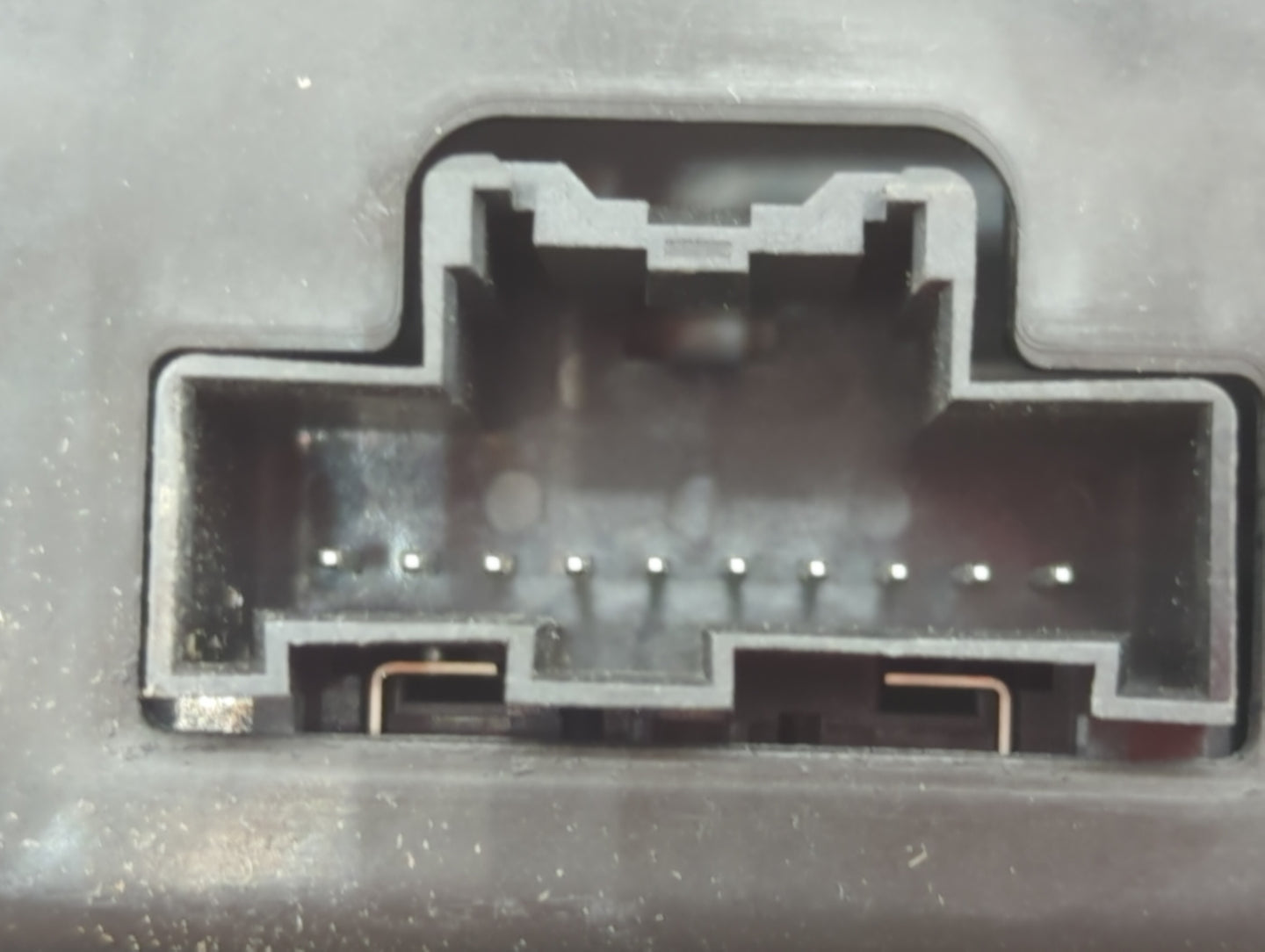 2015-2015 Chevrolet Silverado 1500 Am Fm Cd Player Radio Receiver - Oemusedautoparts1.com