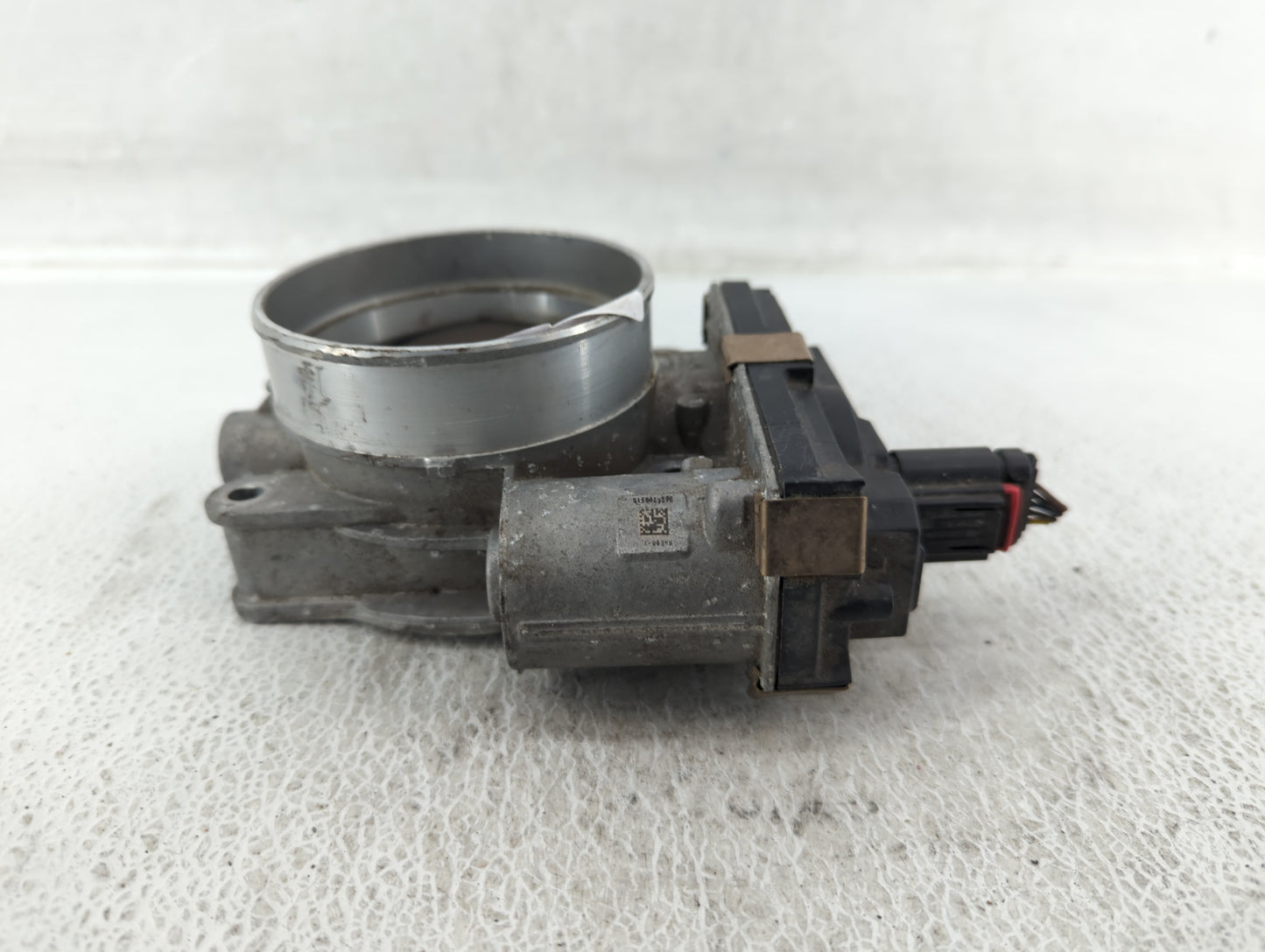 2014-2022 Chevrolet Silverado 1500 Throttle Body P/N:12617792 Fits Fits 2014 2015 2016 2017 2018 2019 2020 2021 2022 OEM Use