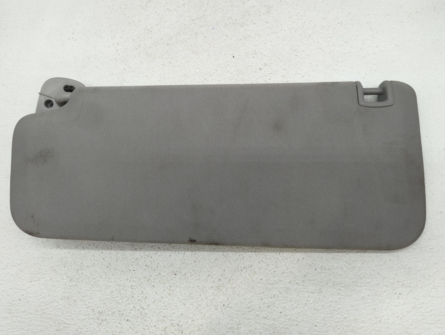 2014-2019 Chevrolet Silverado 1500 Sun Visor Shade Replacement Driver Left Mirror Fits Fits 2014 2015 2016 2017 2018 2019 OE