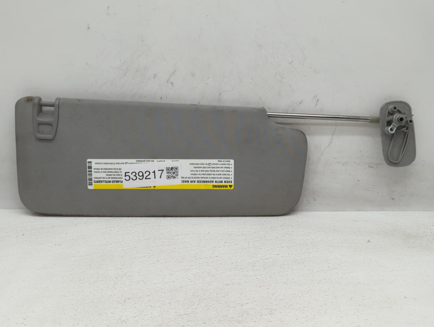 2014-2019 Chevrolet Silverado 1500 Sun Visor Shade Replacement Driver Left Mirror Fits Fits 2014 2015 2016 2017 2018 2019 OE