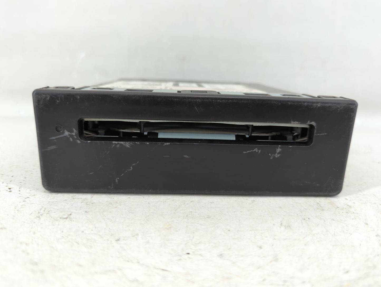 2015-2015 Chevrolet Silverado 1500 Am Fm Cd Player Radio Receiver - Oemusedautoparts1.com