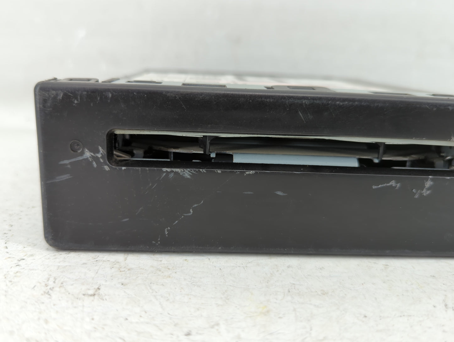 2015-2015 Chevrolet Silverado 1500 Am Fm Cd Player Radio Receiver - Oemusedautoparts1.com