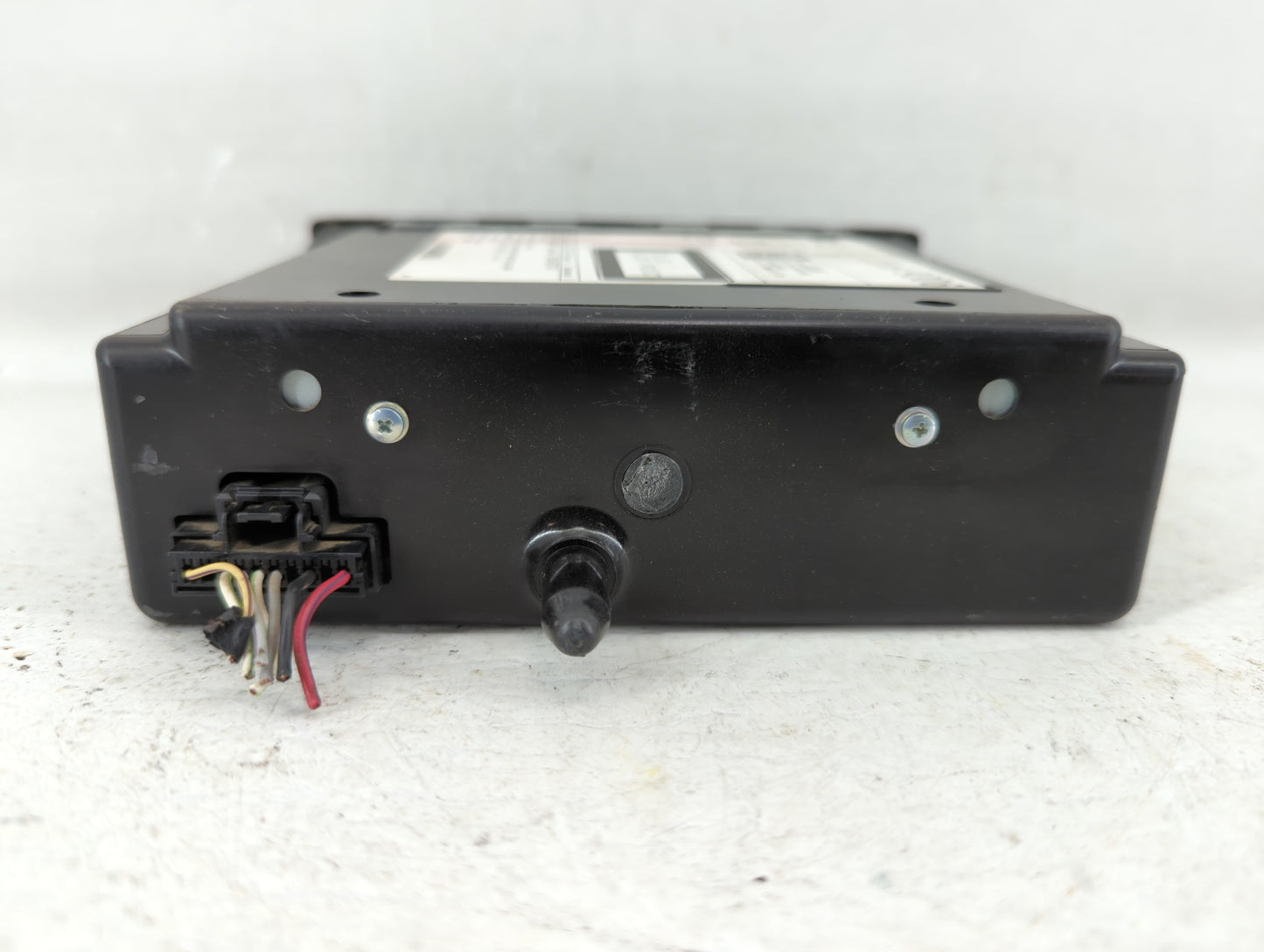 2015-2015 Chevrolet Silverado 1500 Am Fm Cd Player Radio Receiver - Oemusedautoparts1.com