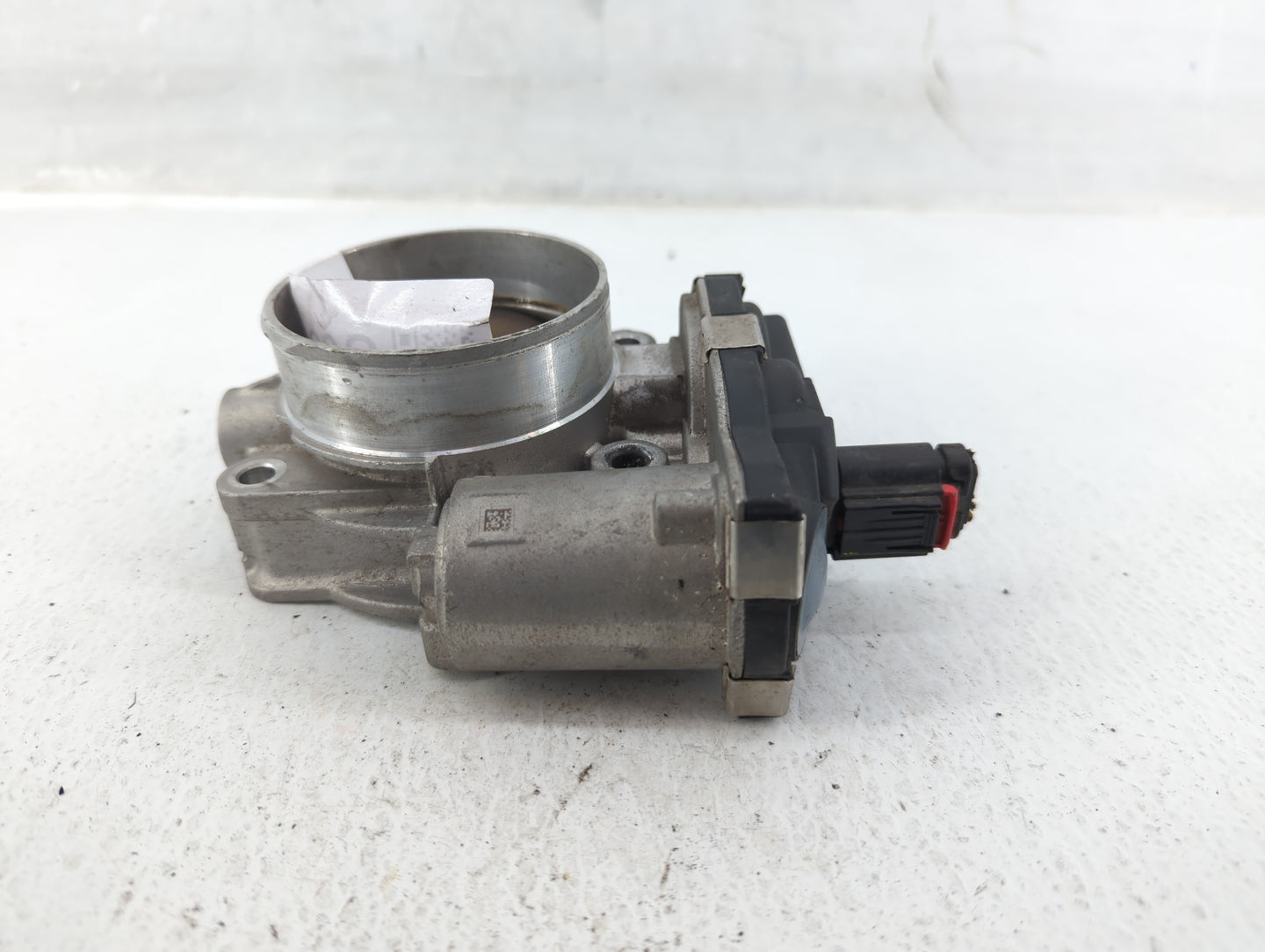 2014-2015 Chevrolet Silverado 1500 Throttle Body P/N:12632171BA Fits Fits 2014 2015 OEM Used Auto Parts - Oemusedautoparts1.
